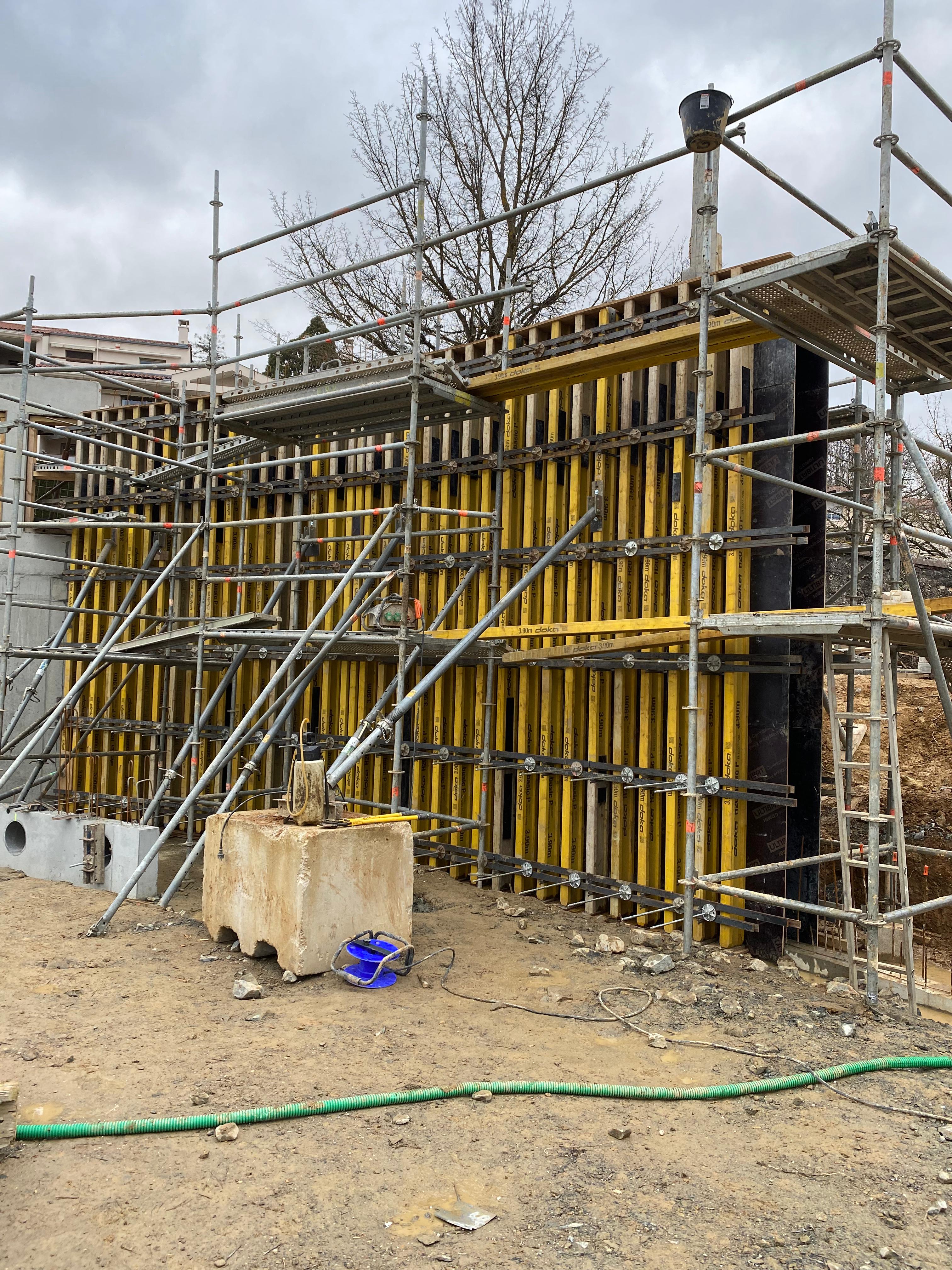 Chantier Orion Construction — coffrage béton de grande envergure